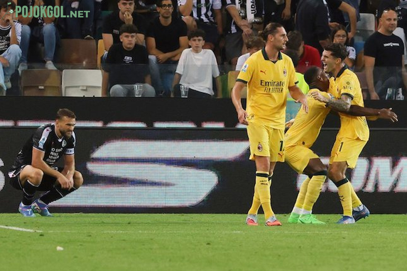 Para pemain AC Milan berkumpul untuk merayakan gol yang dicetak Christian Pulisic ke gawang Udinese pada Sabtu, 20 September 2025.