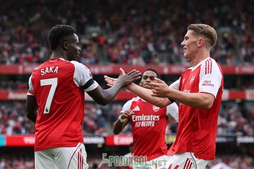 Bukayo Saka dan Viktor Gyokeres merayakan gol kedua Arsenal saat melawan Leeds United di Premier League, pada hari Sabtu (23-8-2025).
