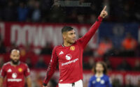 Gelandang Manchester United, Casemiro terlihat merayakan golnya setelah berhasil menjebol gawang Chelsea di Old Trafford pada pertandingan Liga Inggris 2025-2026, 20 September 2025.