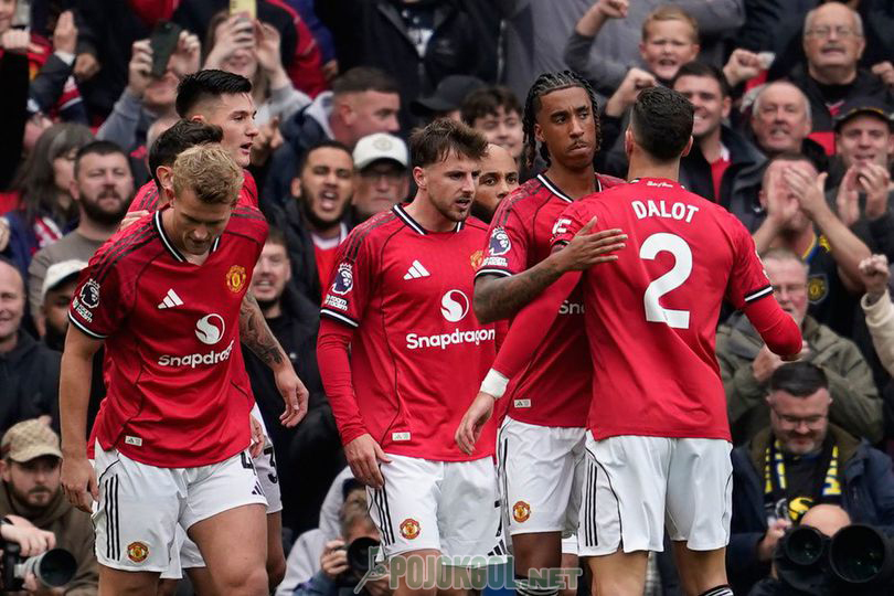 Para pemain Manchester United lagi ngerayain golnya Mason Mount pas lawan Sunderland hari Sabtu (4-10-2025).