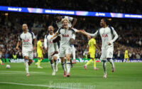Para pemain Tottenham merayakan gol mereka saat bertanding melawan Villarreal di ajang Liga Champions musim 2025-2026, pada hari Rabu (17-9-2025).