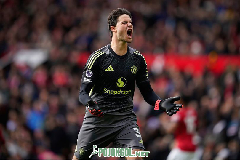 Senne Lammens adalah penjaga gawang yang bermain untuk Manchester United