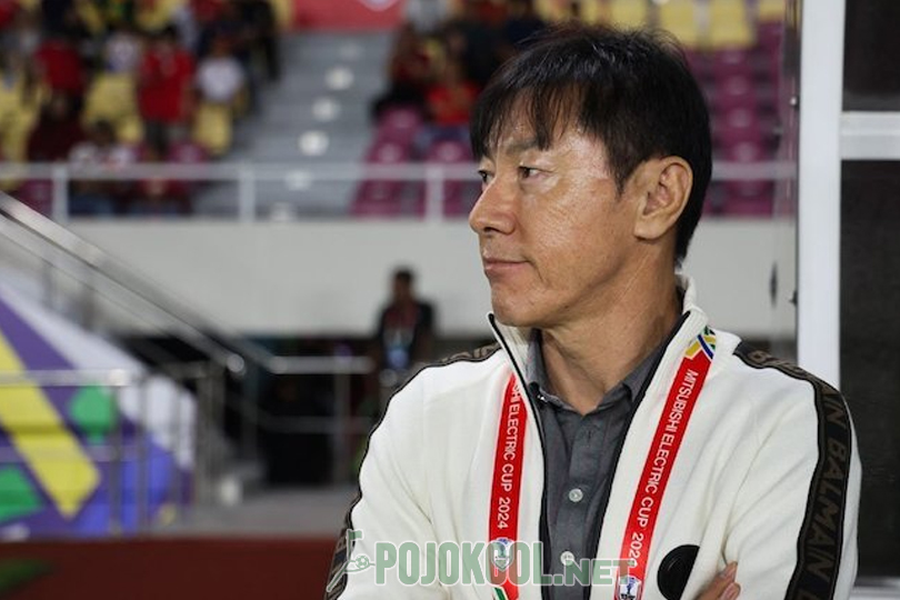 Shin Tae-yong di pertandingan antara Timnas Indonesia melawan Filipina di Piala AFF 2024.