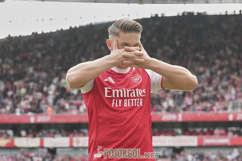 Viktor Gyokeres dari tim Arsenal terlihat gembira merayakan golnya di pertandingan Premier League melawan Nottingham Forest yang berlangsung di London, Sabtu, 13 September 2025.