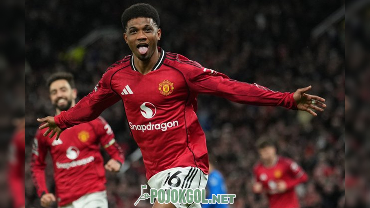 Amad Diallo menunjukkan kegembiraannya setelah berhasil membobol gawang Manchester United, Selasa (16-12-2025).
