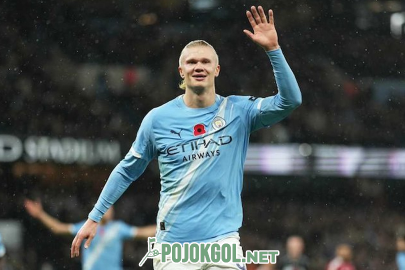 Erling Haaland, striker Manchester City, merayakan gol yang ia cetak saat timnya melawan Liverpool di pertandingan Premier League, hari Minggu (9-11-2025)