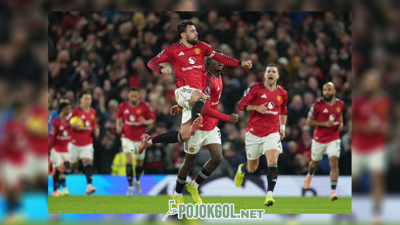 Gaya Bruno Fernandes ngerayain golnya yang berhasil jebol gawang Bournemouth.