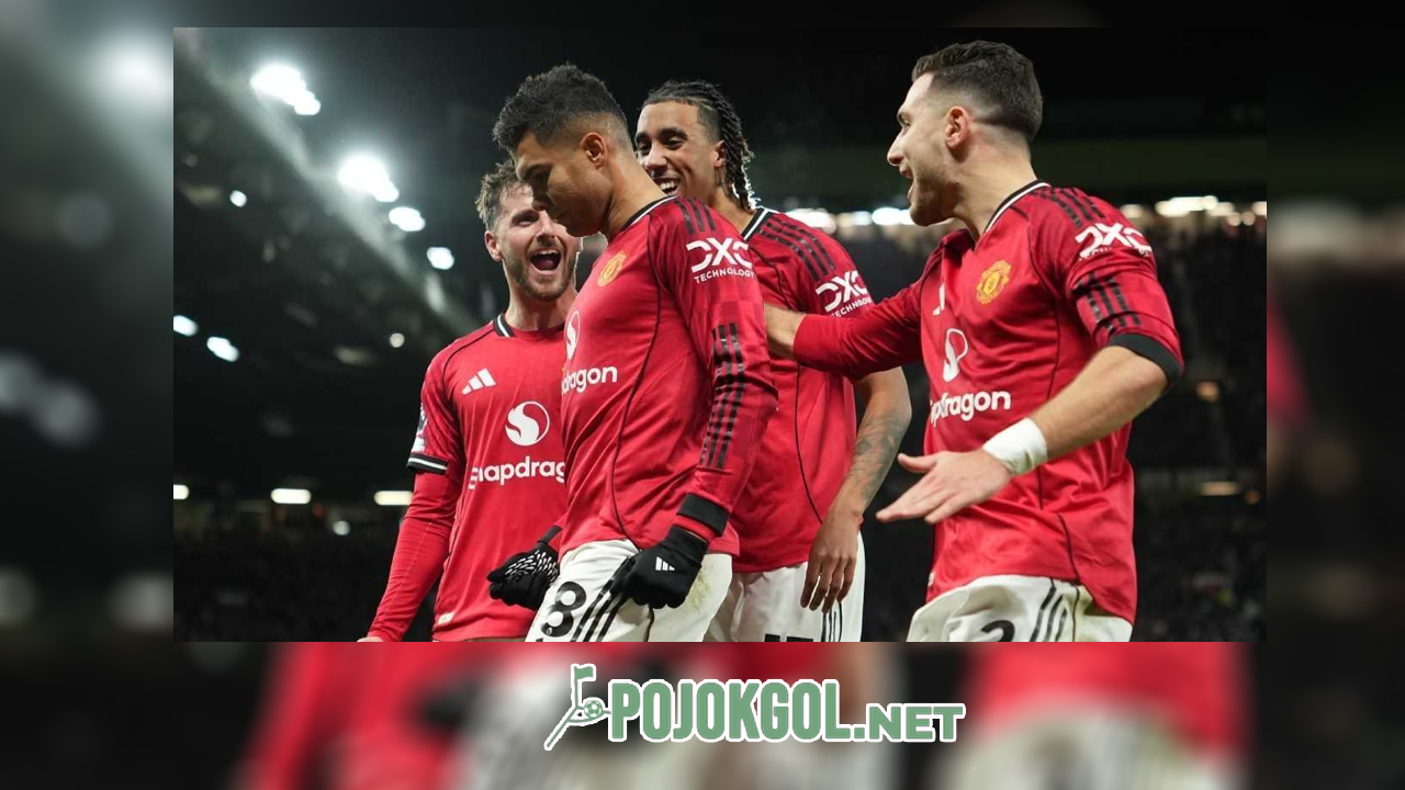 Skuad Manchester United lagi selebrasi gol pas tanding lawan Bournemouth di Old Trafford, hari Selasa, 16 Desember 2025 kemarin.