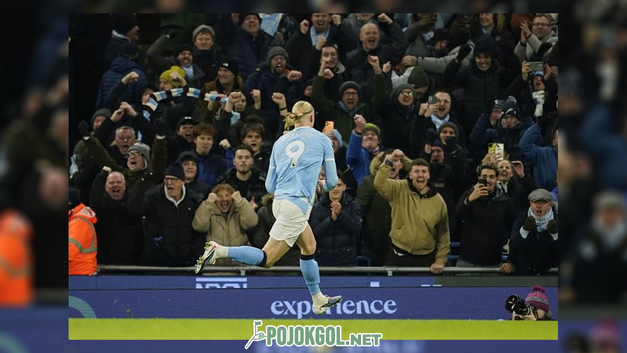 Bintang Man City, Erling Haaland, melakukan selebrasi gol dalam duel Liga Inggris antara City vs Brighton di Manchester, Rabu, 7 Januari 2026.