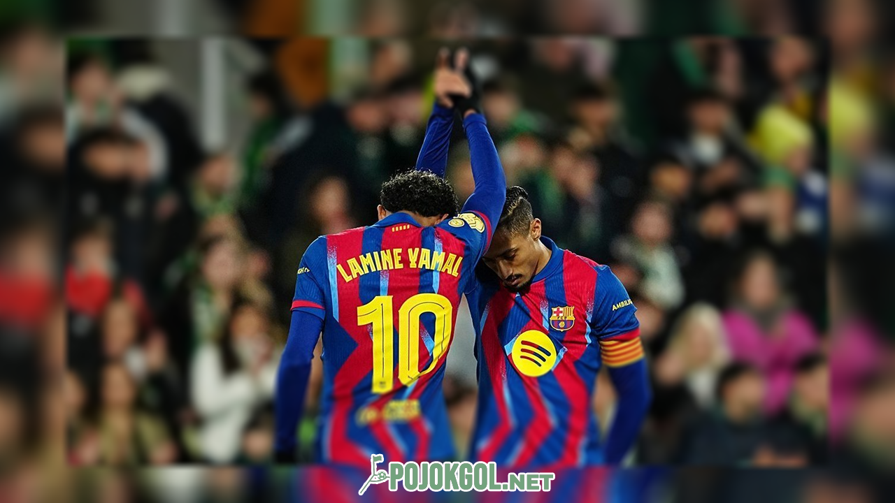 Lamine Yamal tampak melakukan selebrasi bareng Raphinha setelah berhasil mencetak gol kedua buat timnya di babak 16 besar Copa del Rey saat melawan Racing Santander, 16 Januari 2026.