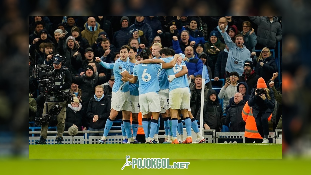 Momen Erling Haaland merayakan golnya bareng skuad Manchester City setelah menjebol gawang Brighton di laga Liga Inggris, 8 Januari 2026.
