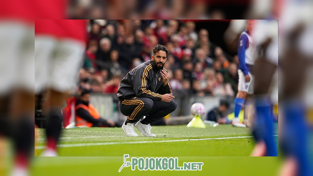 Momen Ruben Amorim, bos Manchester United, saat mendampingi timnya menghadapi Sunderland pada 4 Oktober 2025.