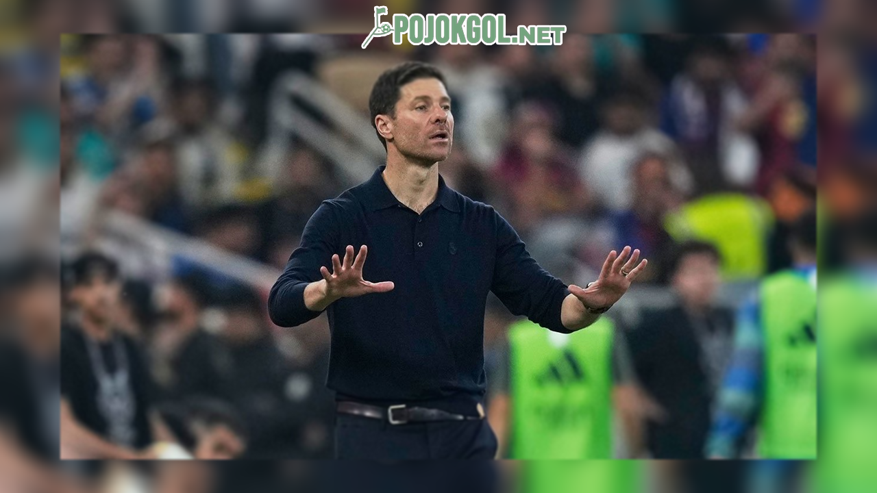 Sosok Xabi Alonso yang menjabat sebagai pelatih Real Madrid sewaktu laga final Piala Super Spanyol kontra Barcelona pada 12 Januari 2026.