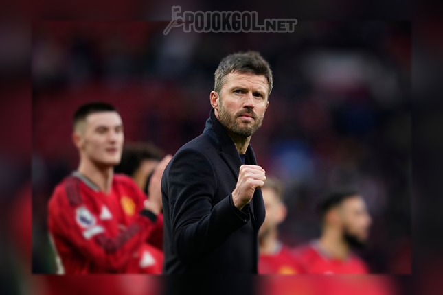 Michael Carrick, sosok yang melatih skuat Manchester United.