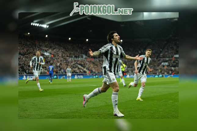 Gelandang andalan Newcastle, Sandro Tonali, melakukan selebrasi setelah berhasil membobol gawang Qarabag pada pertandingan hari Rabu (25-02-2026).