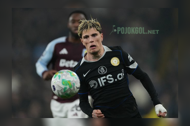 Momen Alejandro Garnacho, winger Chelsea, waktu beraksi lawan Aston Villa pada 5 Maret 2026.