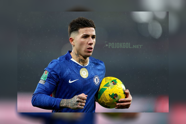 Sosok gelandang andalan Chelsea, Enzo Fernandez.