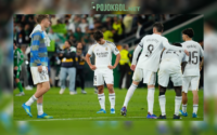 Wajah-wajah lesu para penggawa Real Madrid setelah ditahan imbang 1-1 oleh Real Betis pada 25 April 2026.