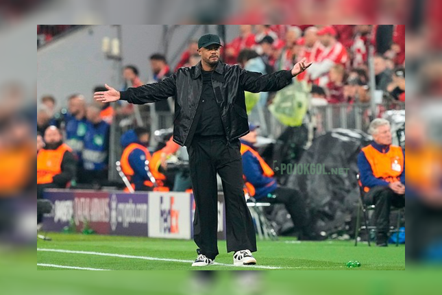 Juru taktik Bayern Munchen, Vincent Kompany, tampak memberikan reaksi keras terhadap keputusan wasit Joao Pinheiro di laga leg kedua semifinal Liga Champions kontra PSG, 7 Mei 2026.