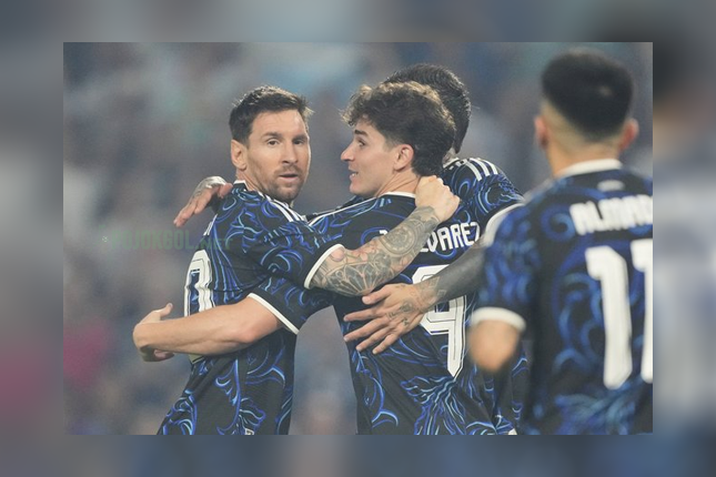 Lionel Messi kelihatan girang pas ngerayain gol Julian Alvarez waktu pertandingan Argentina lawan Zambia, hari Rabu (1 April 2026).