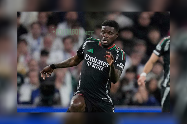 Momen Thomas Partey saat tanding antara Real Madrid lawan Arsenal, Kamis (17 April 2025).