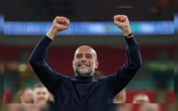 Pep Guardiola, bos Manchester City, lagi asyik merayakan keberhasilan timnya menumbangkan Arsenal di final Carabao Cup pada 23 Maret 2026 kemarin.
